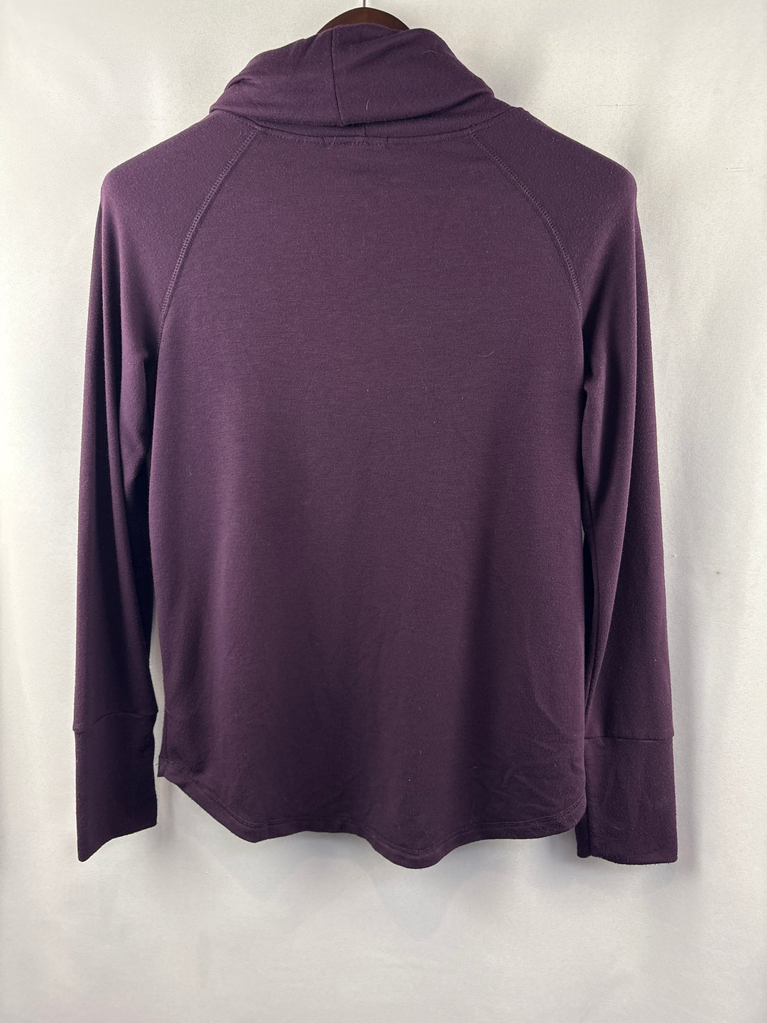 Women’s Pink Clover Small Purple Mockturtleneck Sweatshirt