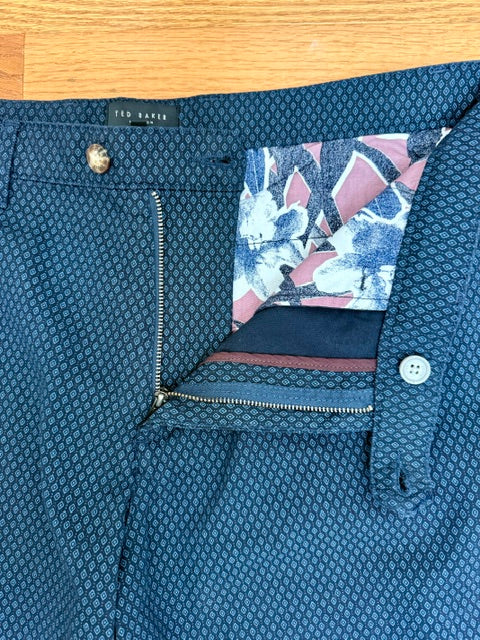 Ted Baker London Men’s Cotton Chino Navy Geometric Shorts – 34R