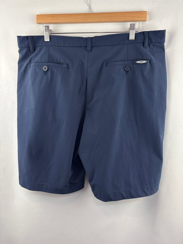 Men’s Straight Down Size 36 Navy Blue Golf Shorts