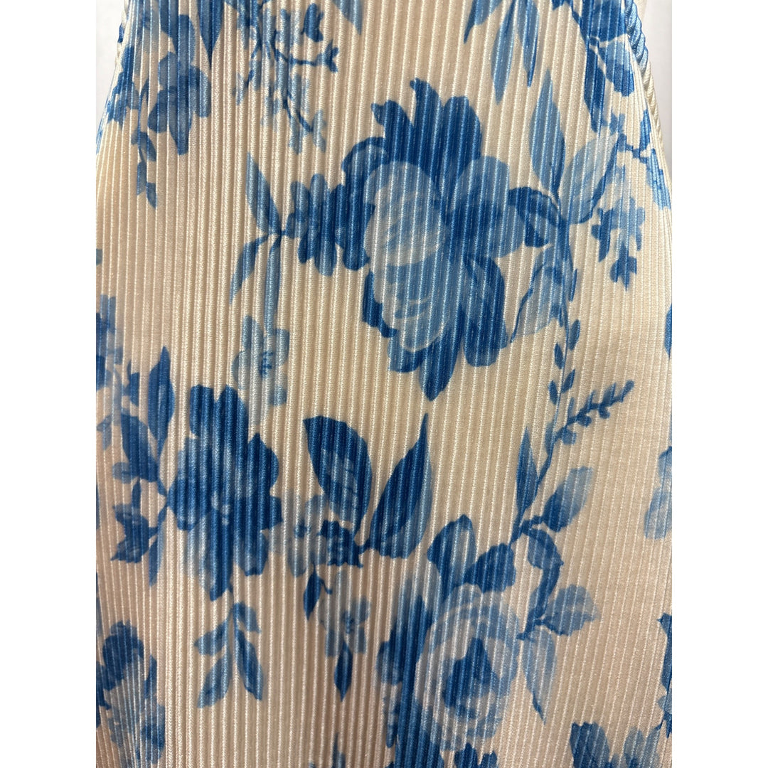 Women’s Endless Blu Medium White Backless Sleeveless Maxi Dress with Blue Florals