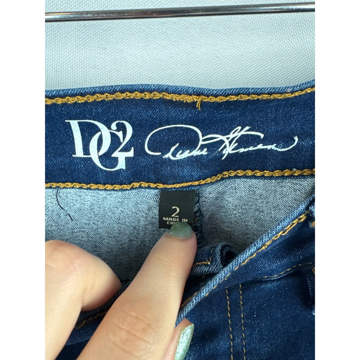 DG2 Diane Gilman Womens Blue Jeans Size 2 Cotton Blend