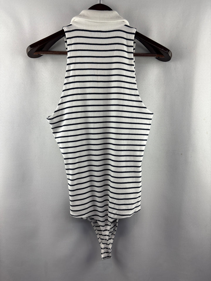 Women’s Abercrombie &amp; Fitch Large White &amp; Black Striped Bodysuit