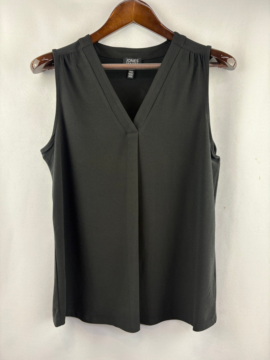 Women’s Jones New York Medium Black Sleeveless Blouse