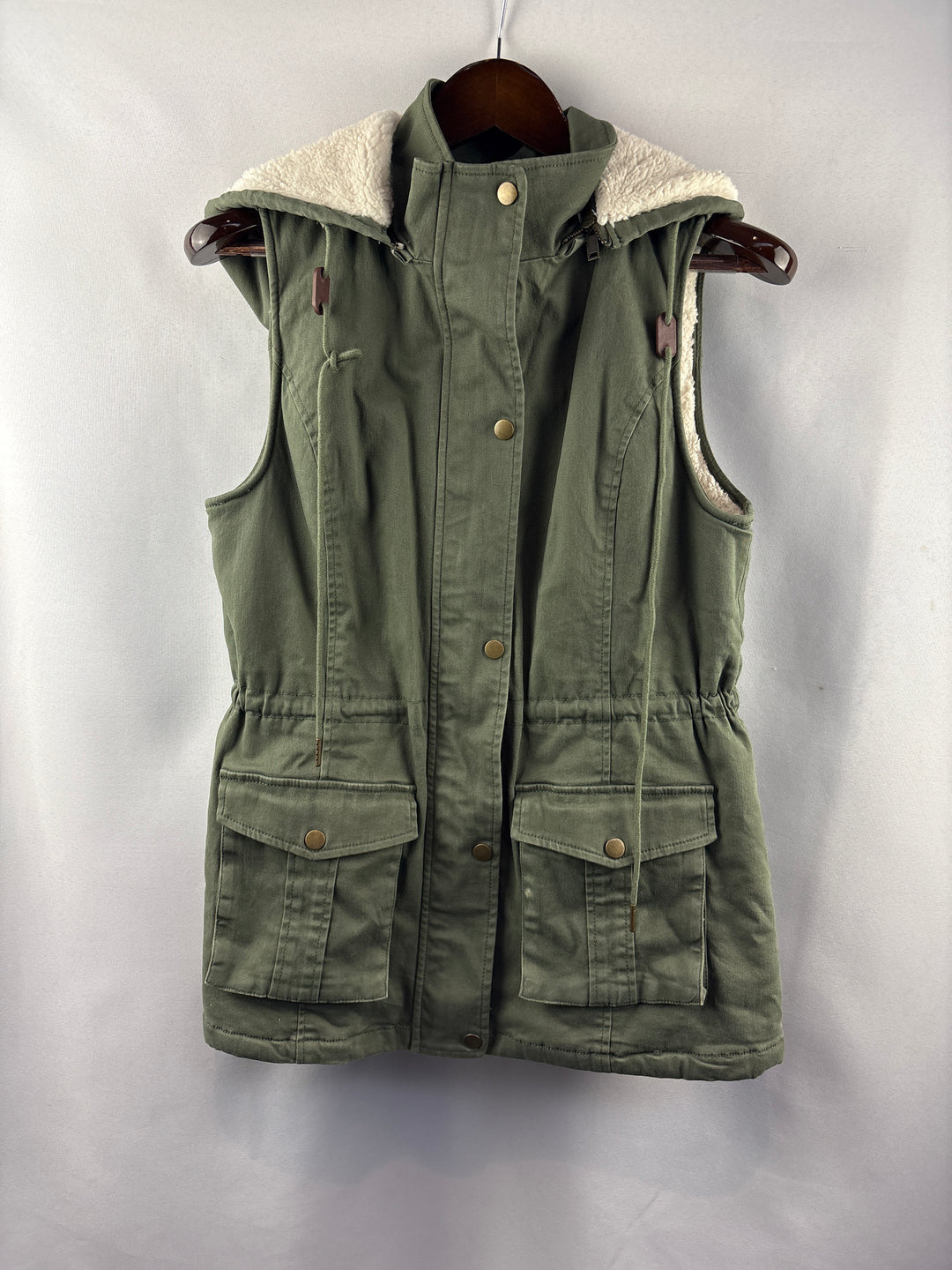 Women’s Market &amp; Spruce Medium Army Green Faux Fur Lined Vest