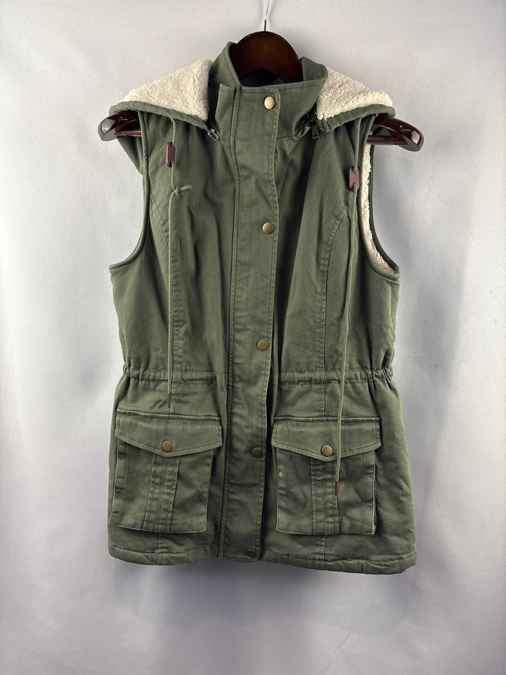 Women’s Market &amp; Spruce Medium Army Green Faux Fur Lined Vest
