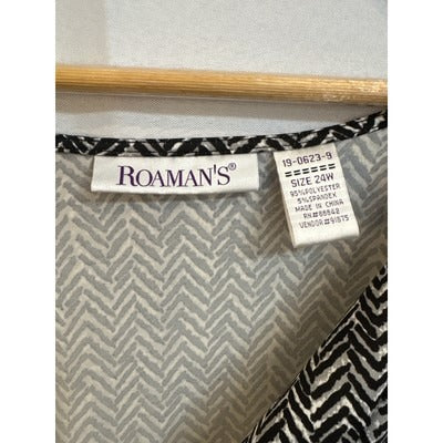 Women’s Roaman’s Size 24W Black & Grey Patterned Long Sleeve Dress.