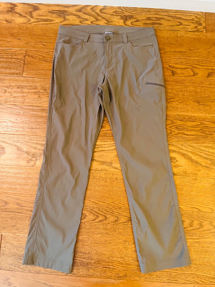 Eddie Bauer Women’s Hiking Cargo Pants Olive Green Outdoor Utility Size 14