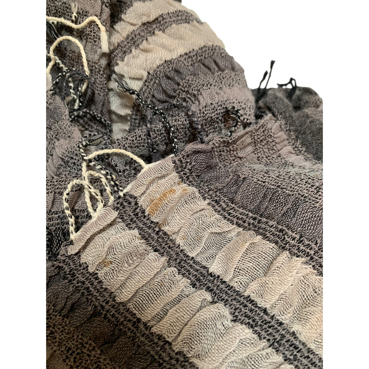 ColdWater Creek Ruffled Gray & Beige Knit Scarf With Fringe