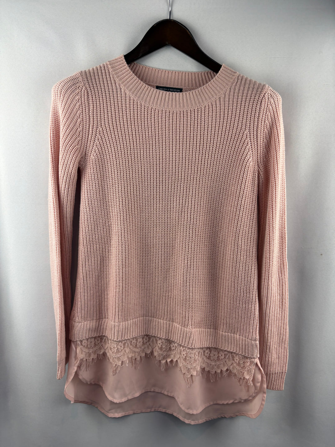 Women’s Chelsea & Theodore Small Millennial Pink Sweater
