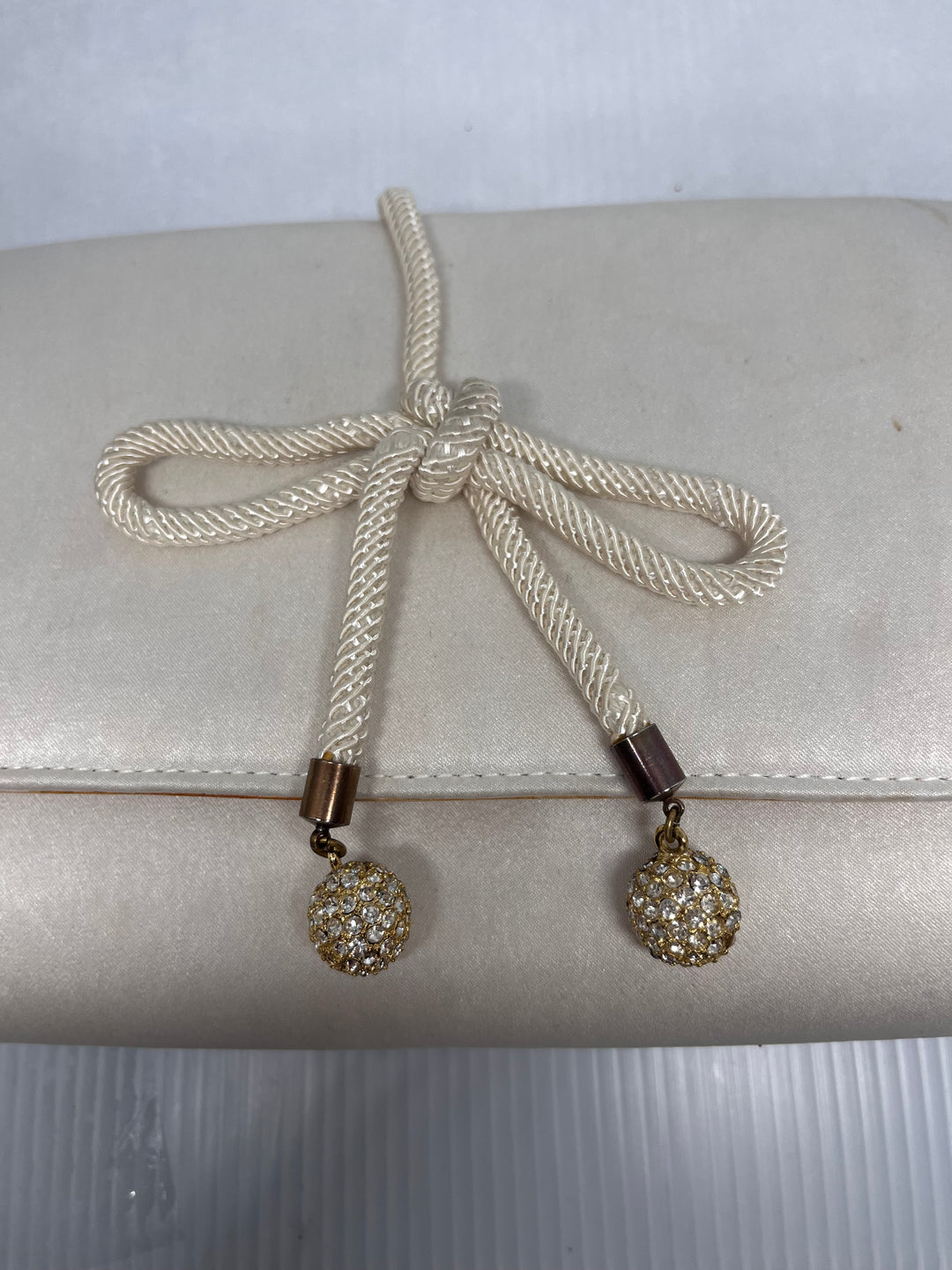Vintage Silvery White Susan Gail Evening Bag