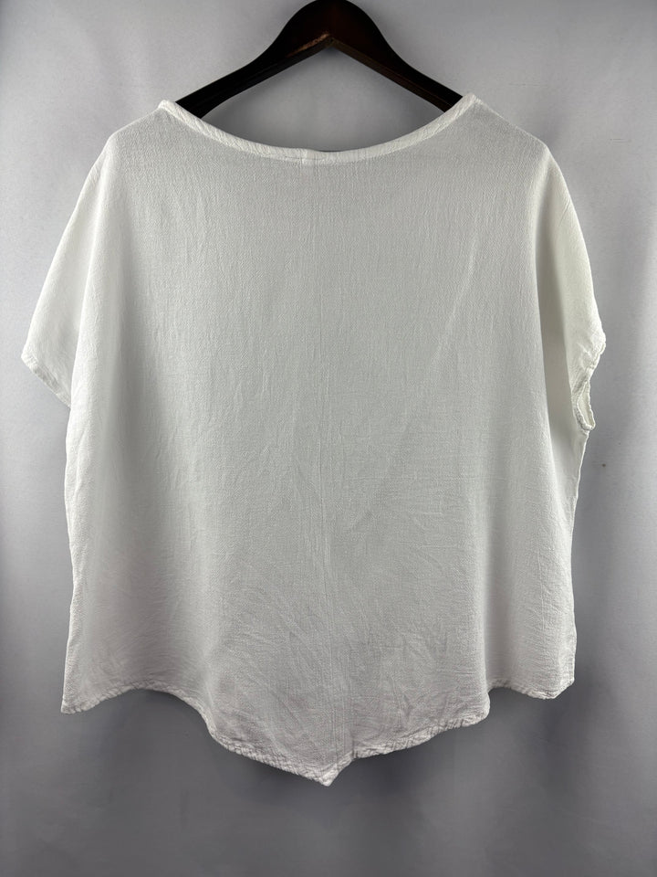 Women’s Oh My Gauze! XXL White Short Sleeve Blouse
