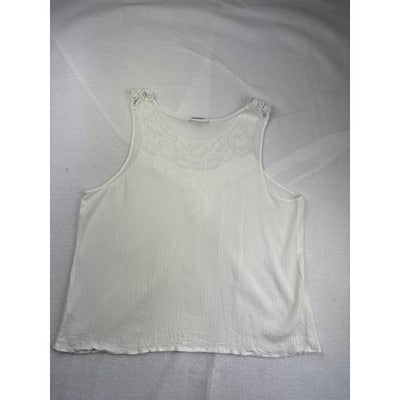 Women’s Ambiance Size 3XL White Embroidered Tank Top.