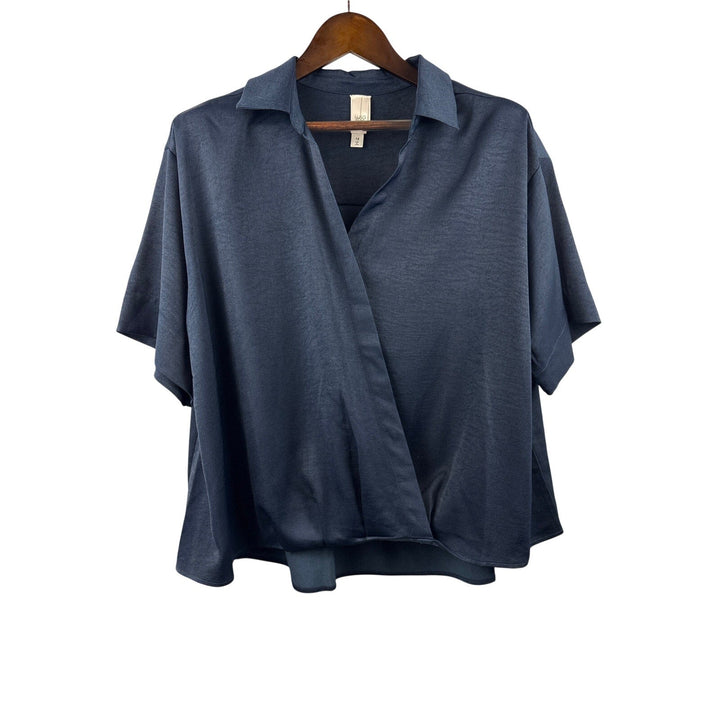 Women’s Wynne Layers Size 1X Navy Blue Satin Blouse