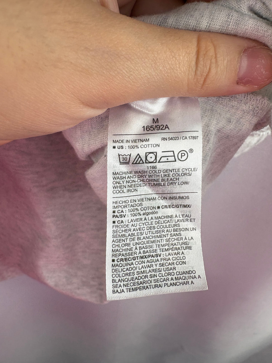 Women’s Old Navy Medium Light Gray T-Shirt