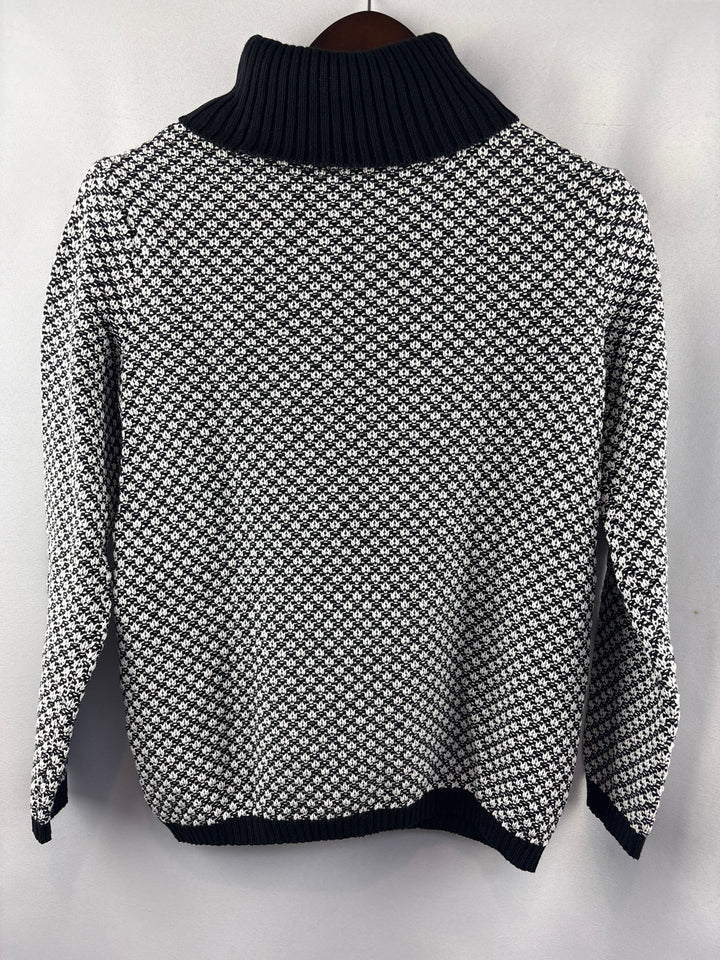 Women’s Karen Scott Small White &amp; Black Patterned Turtleneck
