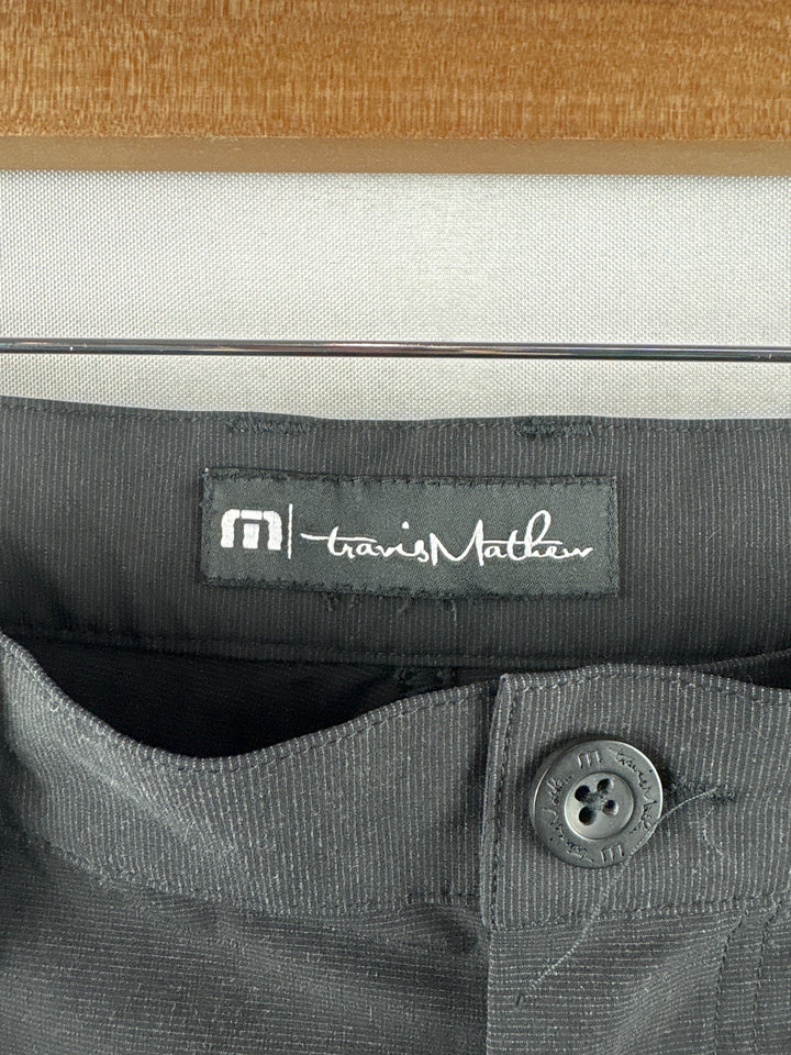 Men’s Travis Mathews Size 36 Black Golf Pants