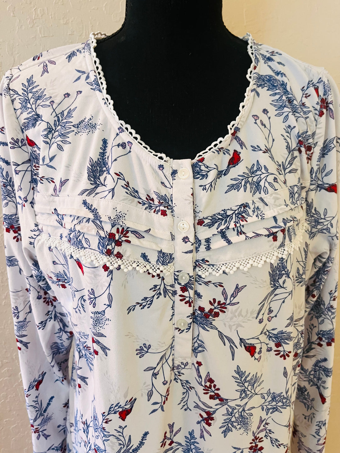 ADONNA Women’s Cardinal Print Blue Long Sleeve Nightgown Sleepwear Lounge Gown