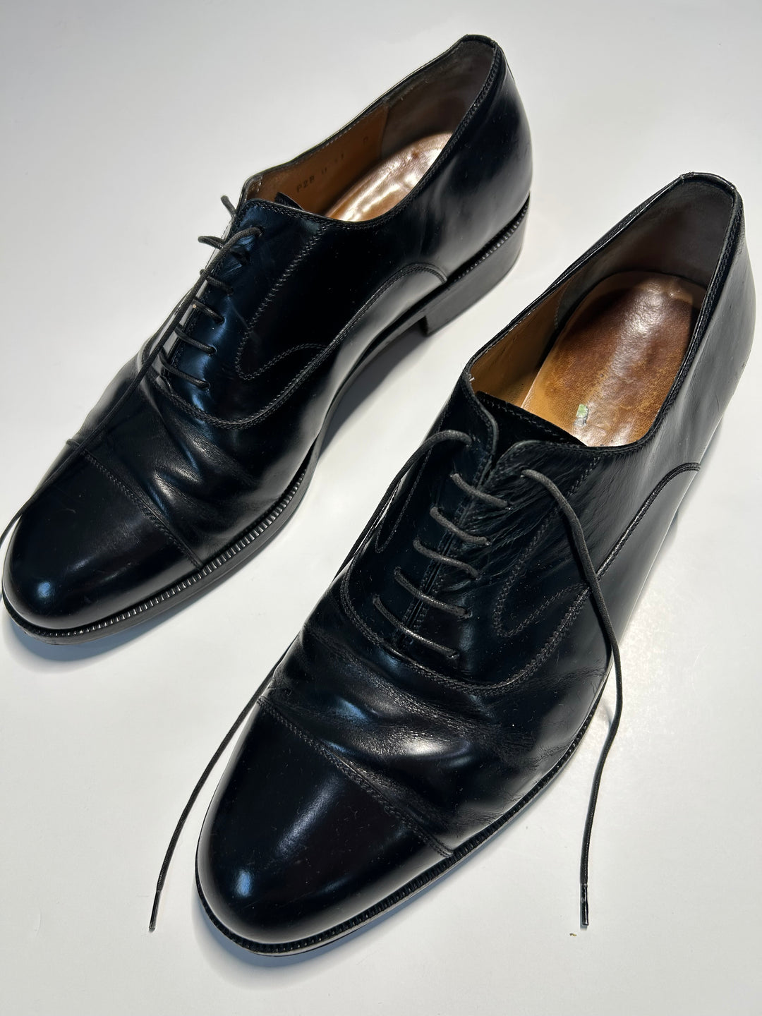 Salvatore Ferragamo Black Cap Toe Oxford Men’s 11 D Leather Made in Italy Dress Shoes