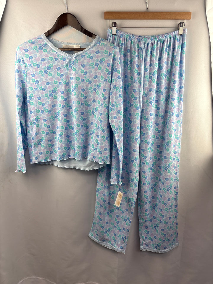 Women’s Intimate Essentials Small Light Blue Floral PJ Set