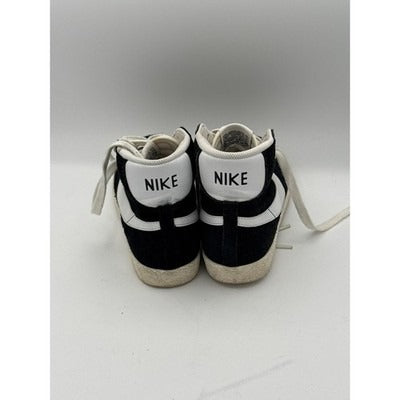 Women’s RARE Nike Blazer Mid Suede Sneakers Size 5Y