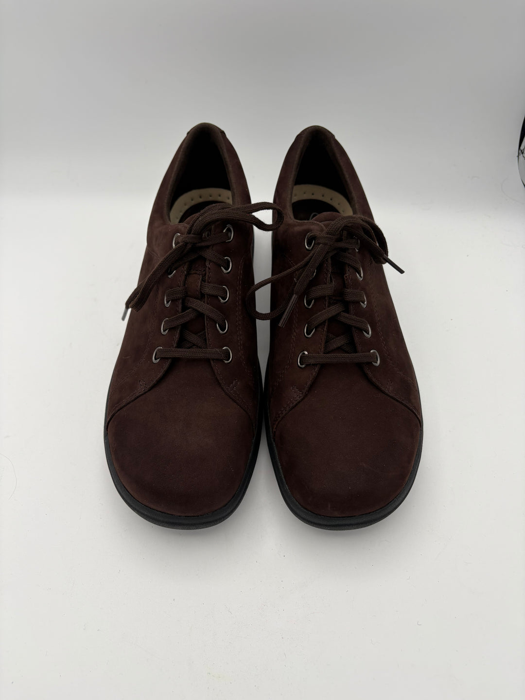Women’s Soul Sensation Size 8 Chocolate Brown Suede Sneakers