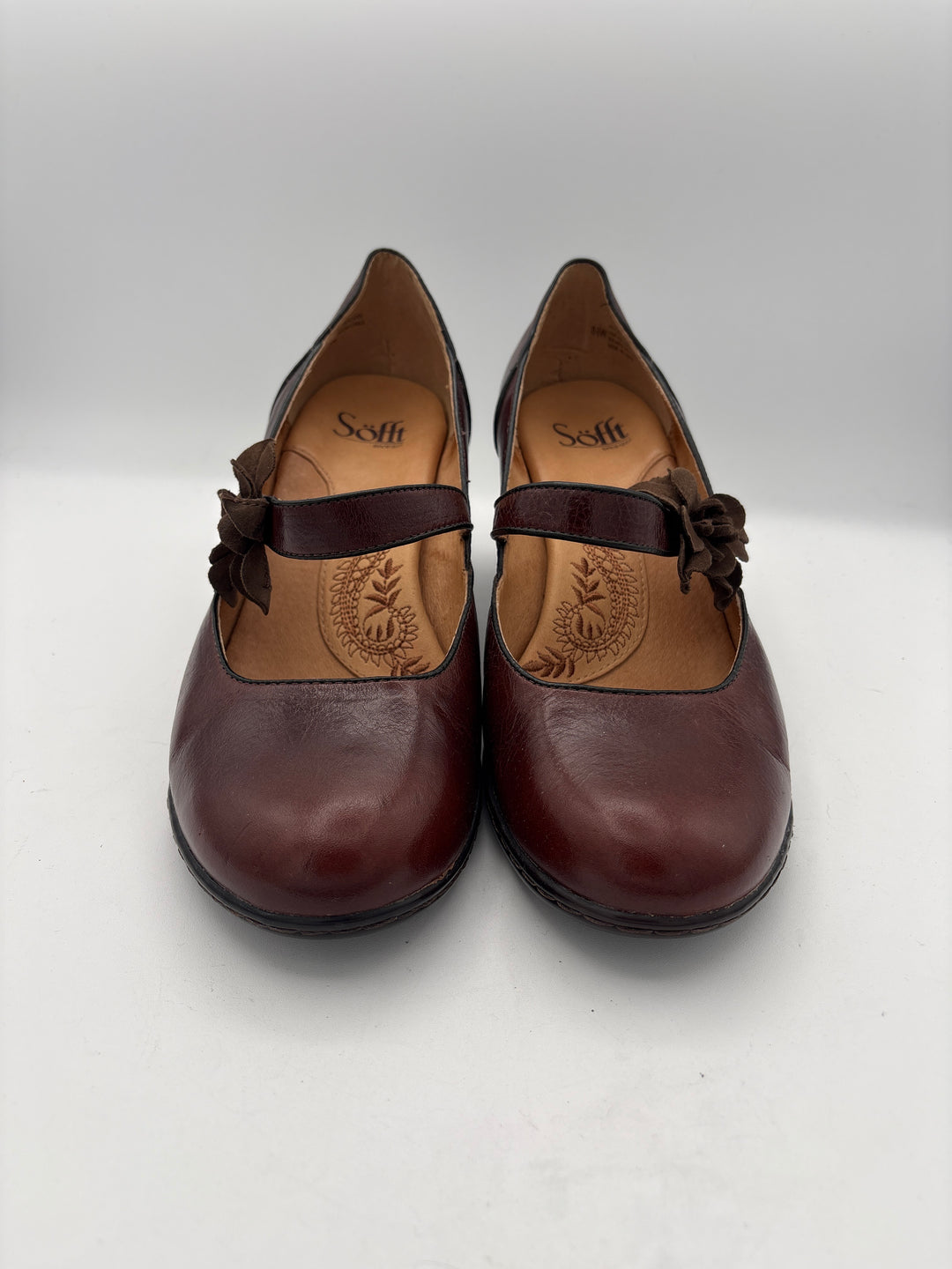Women’s Söfft Size 8.5 Orangey Brown Leather Dance Shoes