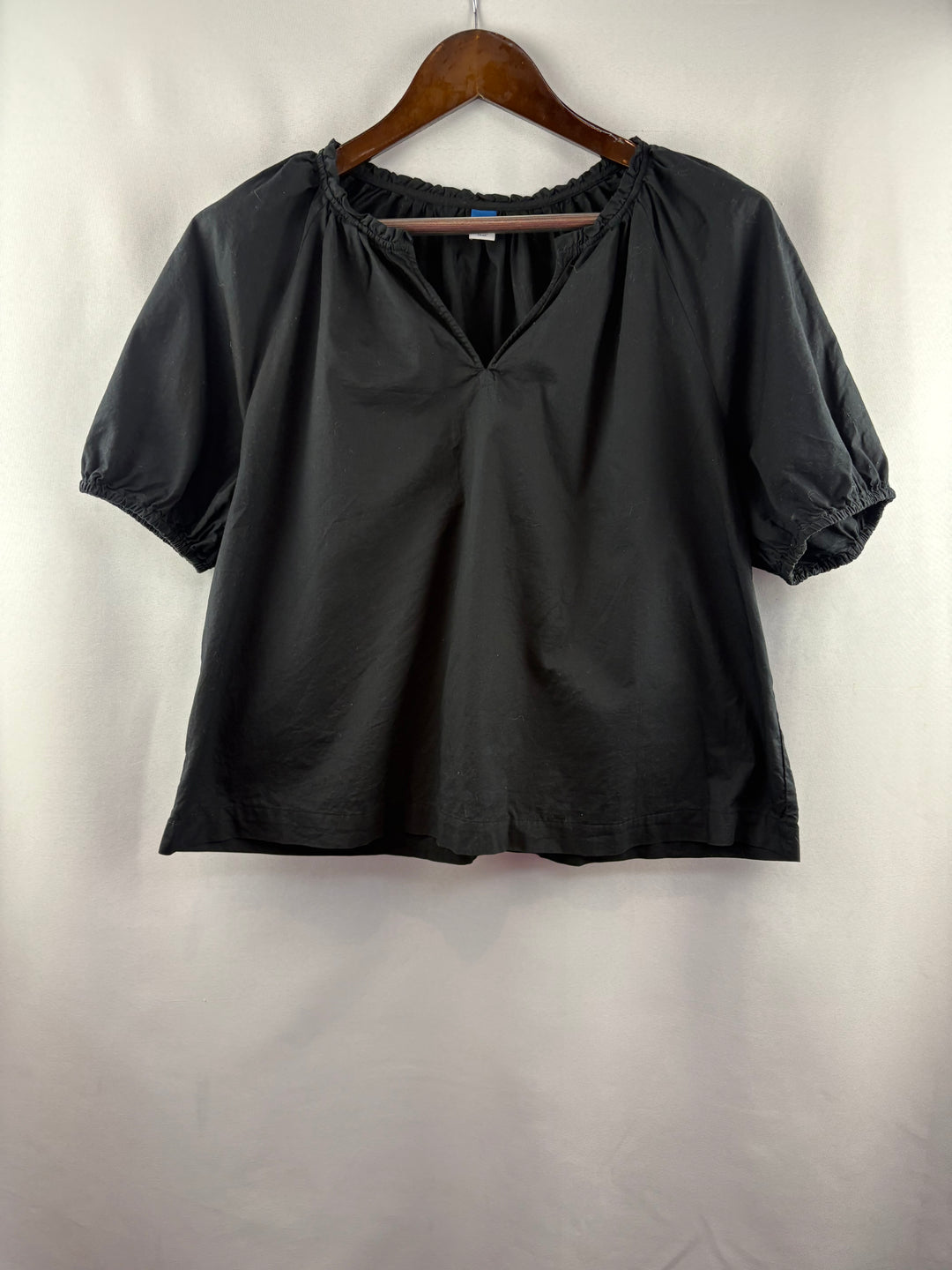 Women’s Old Navy Medium Black Short Sleeve Blouse