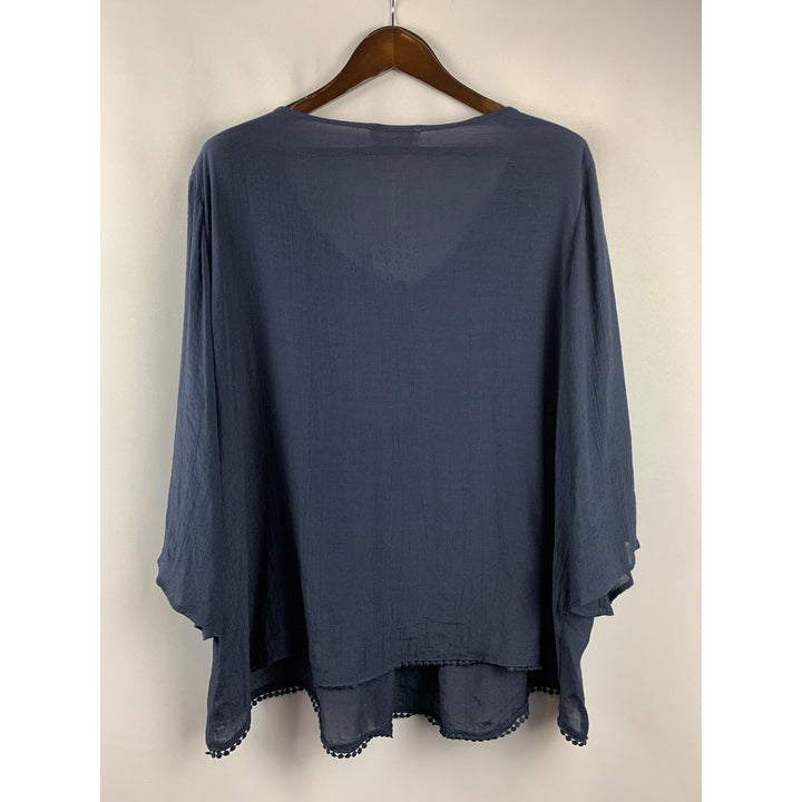 Women’s Carolyn Taylor Blue 3/4 Bell Sleeve Notch Neck with Lace Yoke Size 2X