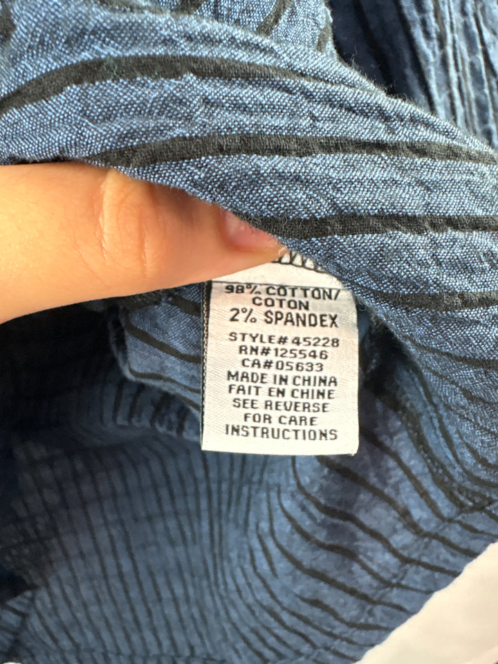 Women’s Habitat XS Dark Blue &amp; Black Striped Button Up
