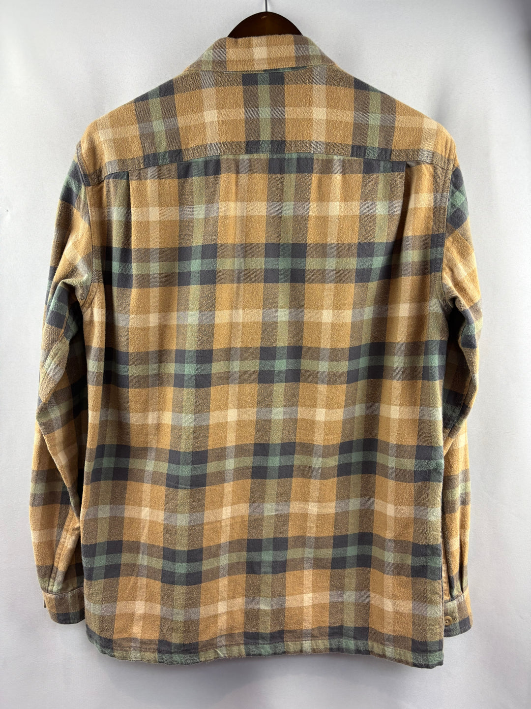 Men’s Patagonia Medium Light Brown Plaid Flannel Button Up