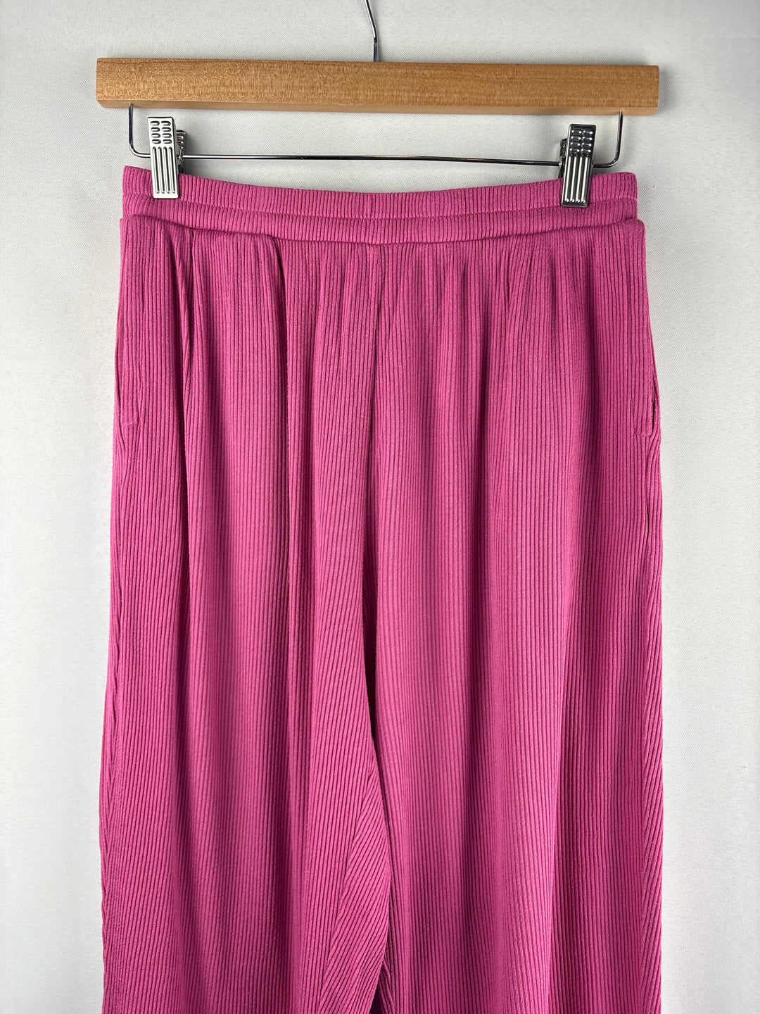 Women’s Alo Yoga Small Mauvish Pink Ribbed Pants