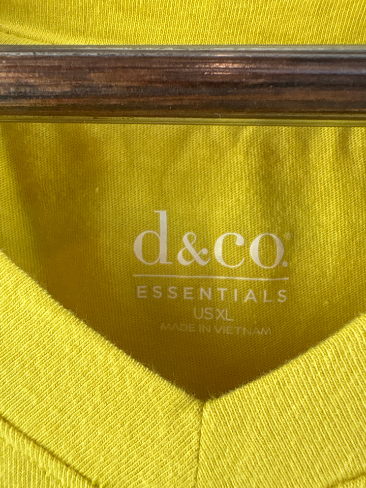 Women’s D&amp;Co XL Mustard Yellow V-Neck T-Shirt