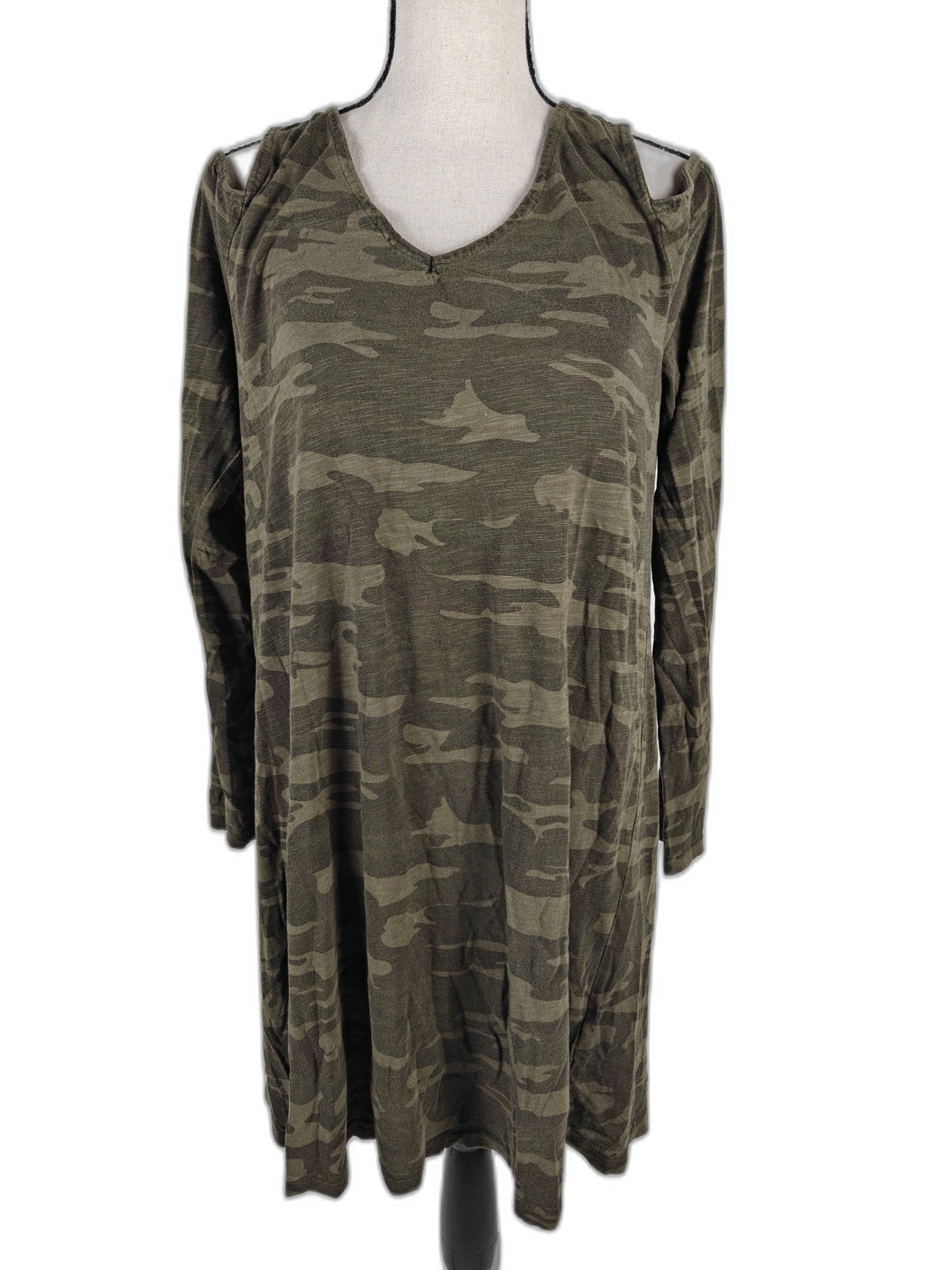 Women’s Sanctuary Cold Shoulder Camo Tunic Top Green Size M