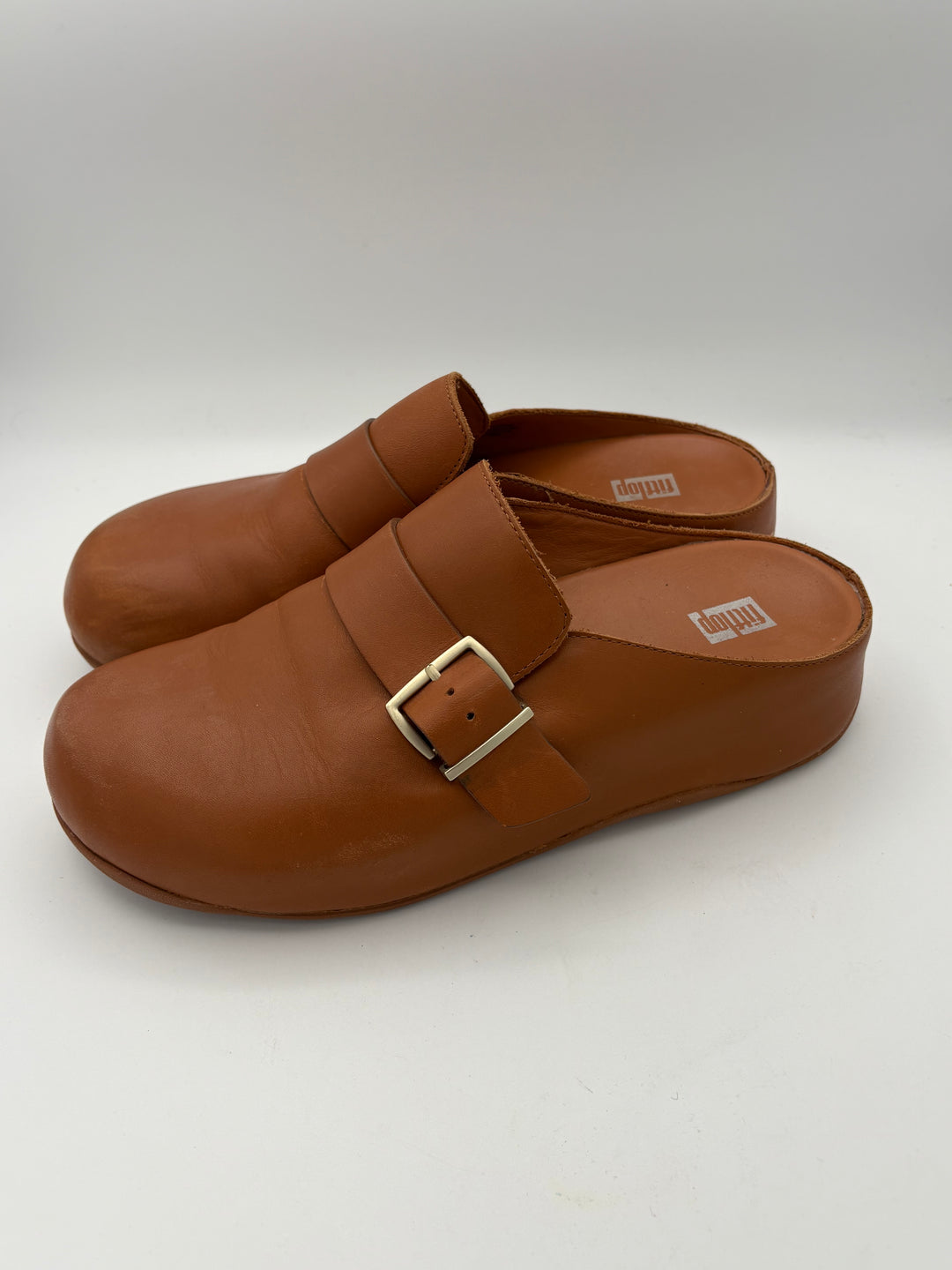 Women’s FitFlop Size 8.5 Medium Brown Clogs w/ Buckle Detail