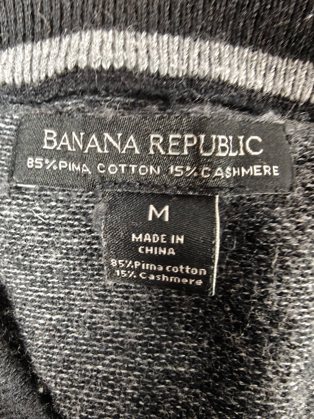 Women’s Banana Republic Sweater Gray Black Size M