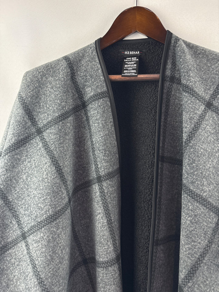 Women’s Ike Behar O/S Gray Plaid Wrap Shawl