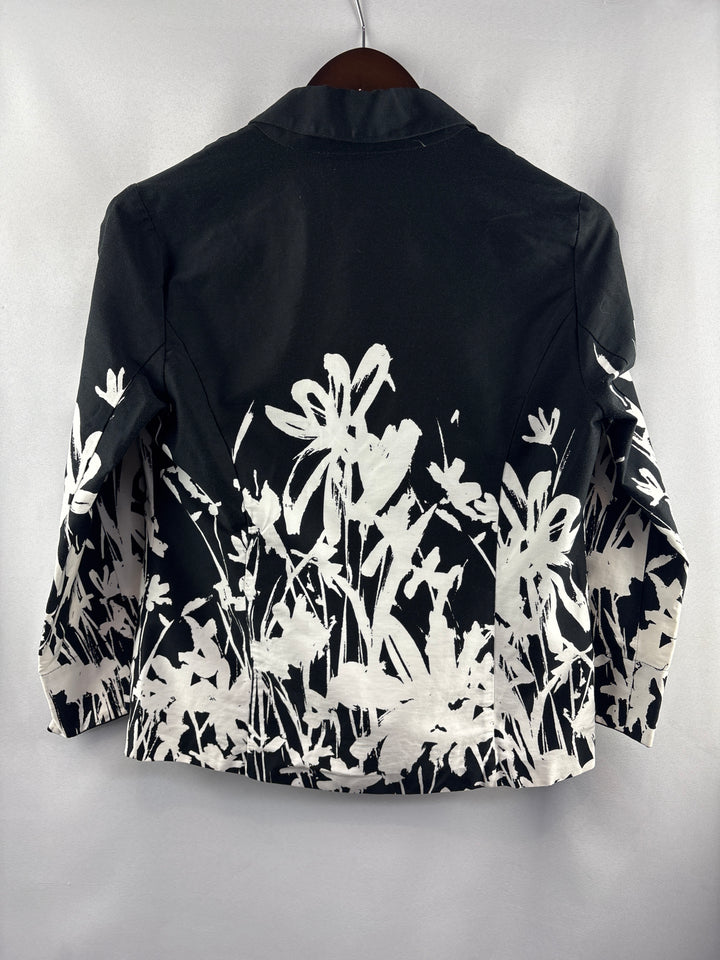Women’s Erin London Small Black &amp; White Floral Blazer