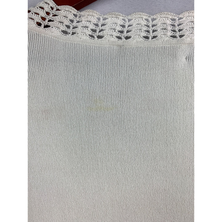 Cable & Gauge White Crochet Trim V-Neck Sweater Medium