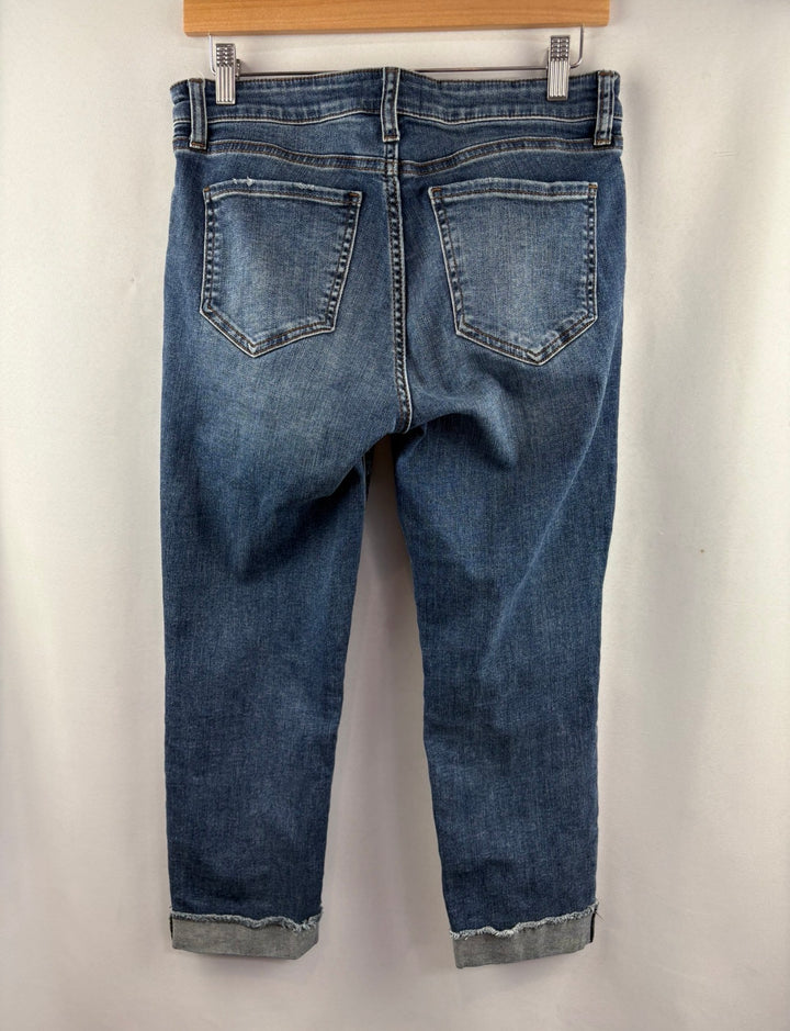 Women’s Kut Size 8 Medium Wash Blue Capri Jeans