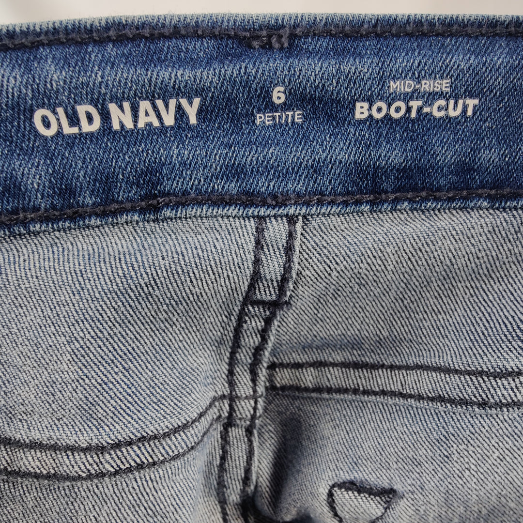 Old Navy Mid-Rise Boot-Cut Jeans - Size 6 Petite