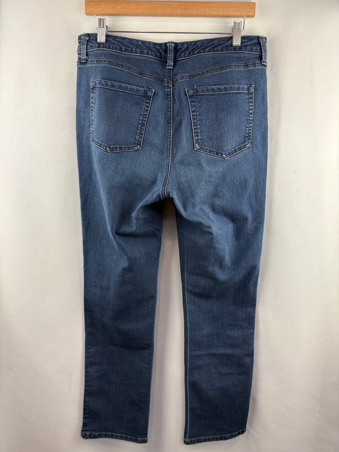 Women’s Charter Club Size 12 Dark Washed Blue Straight Jeans