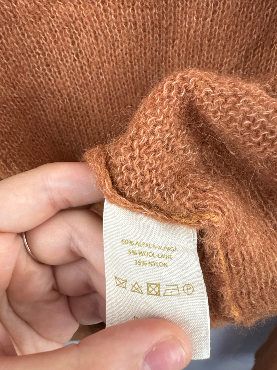 Women’s Free People Medium Tera-Cotta V-Neck Sweater