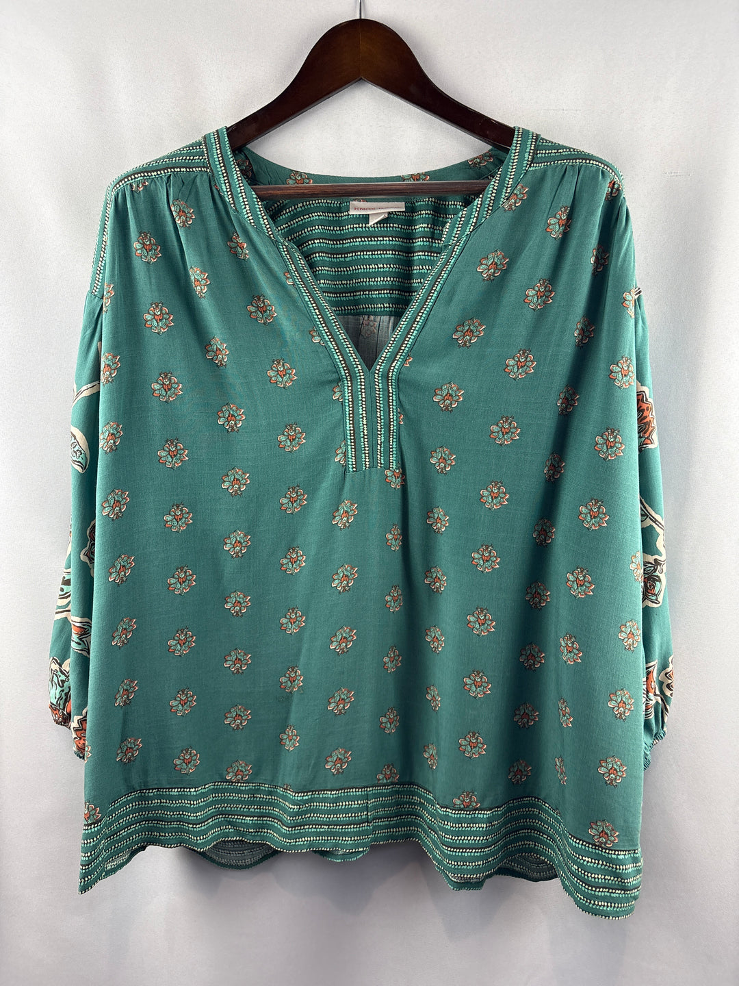Women’s Knox Rose Size 1X Green Abstract Patterned Blouse