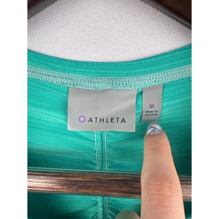 Women’s Athleta Medium Teal Short Sleeve Athletic Shirt with Back Pocket