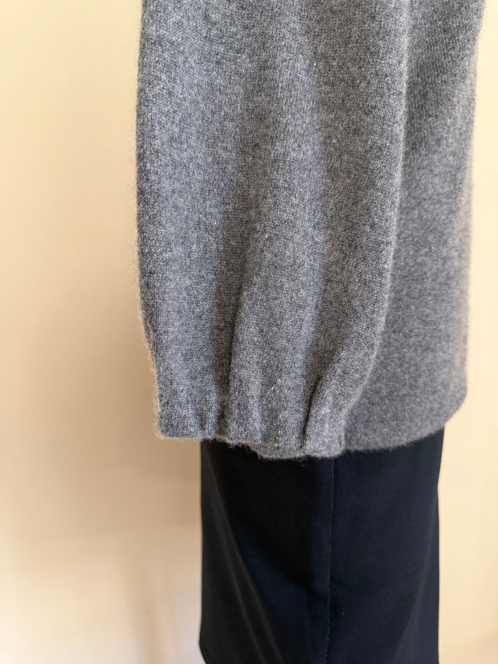 One Girl Who… 100% Cashmere Gray Sweater | Soft Knit Balloon Sleeve Top