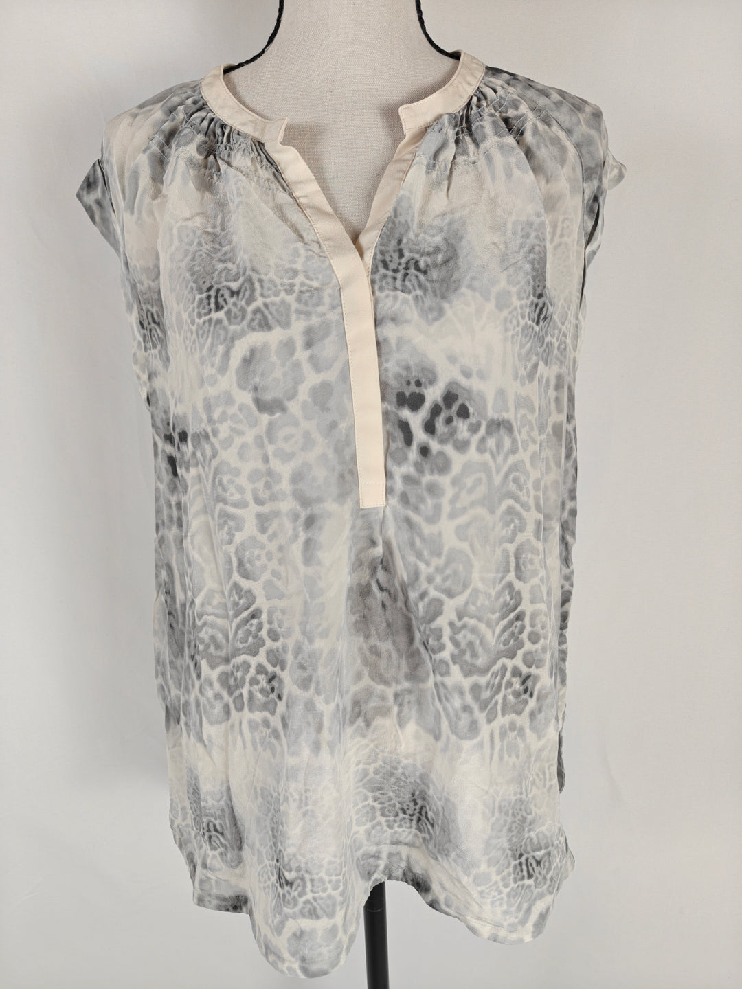Womens Rebecca Taylor Blouse Gray Animal Print Size 10