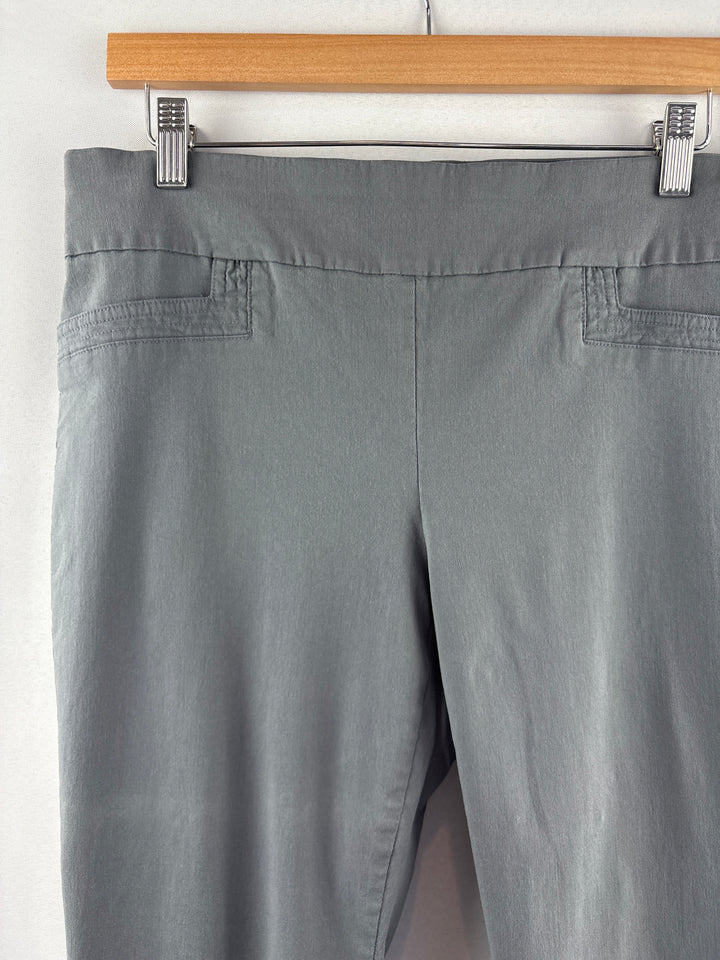 Women’s Studio 253 Large Light Gray Capri Pants
