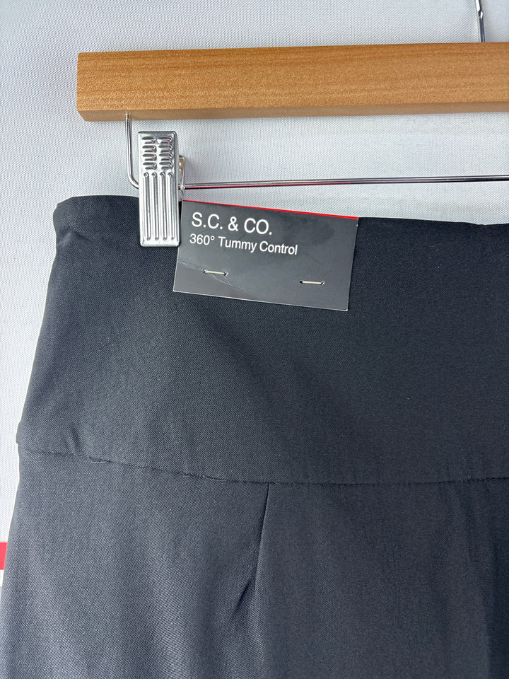 Women’s S.C. &amp;Co. Medium Black Sports Skort