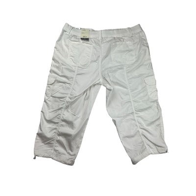 Women's Style&Co White Cotton Capri - Size 18
