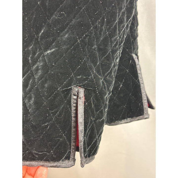 Women’s French Laundry Black Velvety Quilted Coat Size 1X